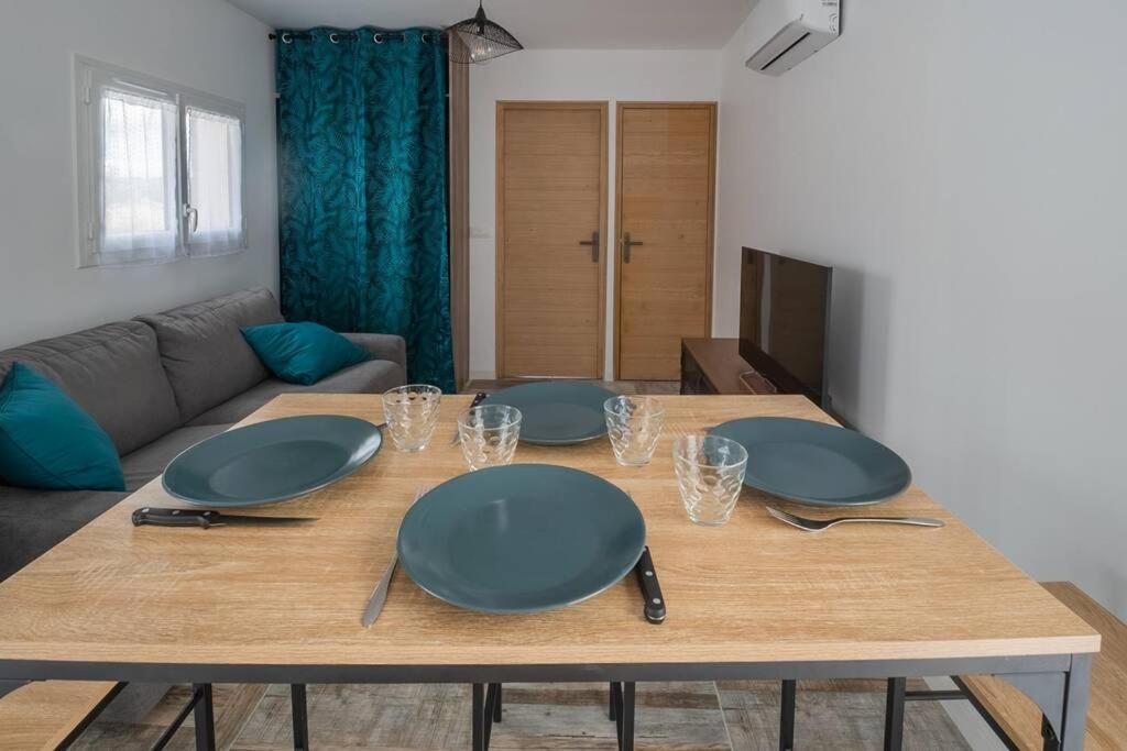 Maison Avec Jardin, Parking Entre Mer Et Montagne Le Revest-le-Eaux Ngoại thất bức ảnh